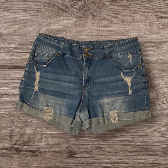 !it jeans Pants - Denim Distressed Women Shorts